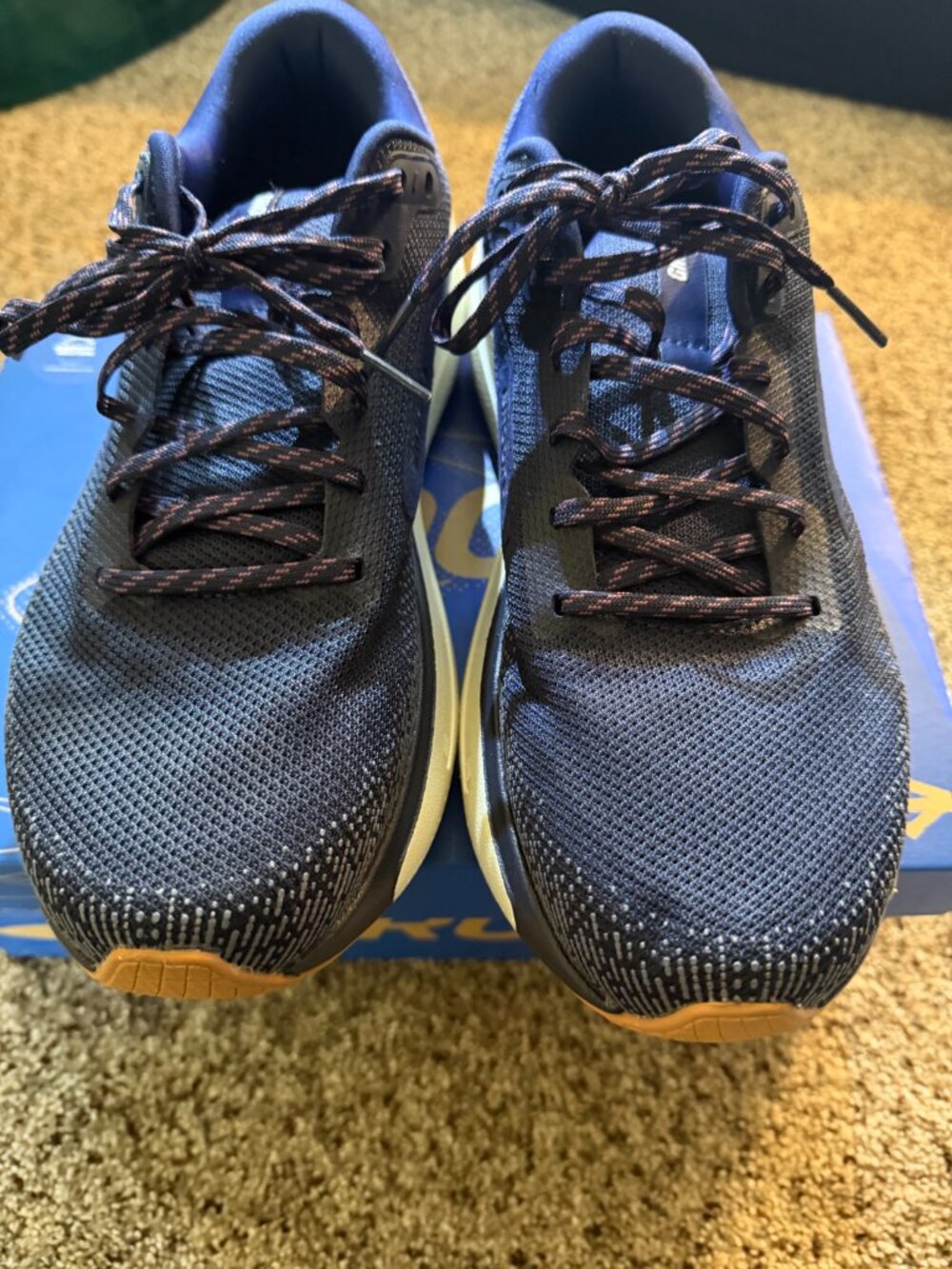 Brooks Ghost Max 2 Womens Size 11 Peacoat Orchid Blue Running Shoes 1204201B444